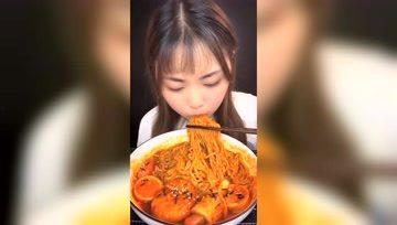 娱乐吃瓜酱遇到对的人,娱乐吃瓜酱邂逅命中注定的爱情奇遇 第2张 娱乐吃瓜酱遇到对的人,娱乐吃瓜酱邂逅命中注定的爱情奇遇 第2张