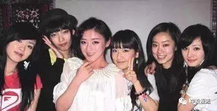 七姐吃瓜娱乐圈,揭秘娱乐圈背后的秘密与真相  第3张