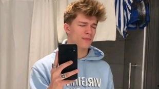 娱乐圈读心吃瓜系统小说,读心吃瓜,揭秘明星背后的秘密 第2张 娱乐圈读心吃瓜系统小说,读心吃瓜,揭秘明星背后的秘密 第2张