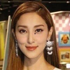 娱乐八卦吃瓜背景图片,揭秘明星幕后故事,一起吃瓜看热闹! 第3张 娱乐八卦吃瓜背景图片,揭秘明星幕后故事,一起吃瓜看热闹! 第3张