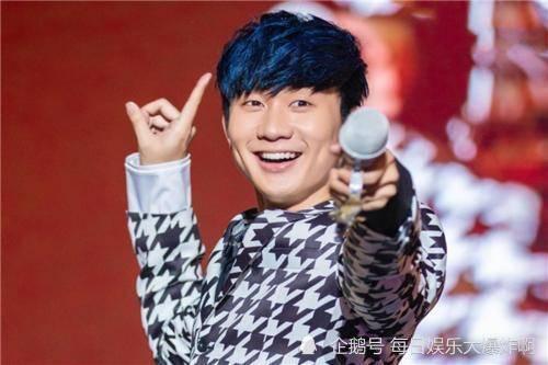 娱乐圈的吃瓜小编是谁,揭秘“吃瓜小编”背后的神秘人物 第2张 娱乐圈的吃瓜小编是谁,揭秘“吃瓜小编”背后的神秘人物 第2张