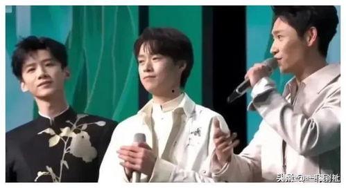 娱乐圈吃瓜爆料图片,揭秘明星幕后真相,吃瓜群众齐围观! 第3张 娱乐圈吃瓜爆料图片,揭秘明星幕后真相,吃瓜群众齐围观! 第3张